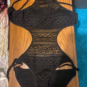 Black monokini